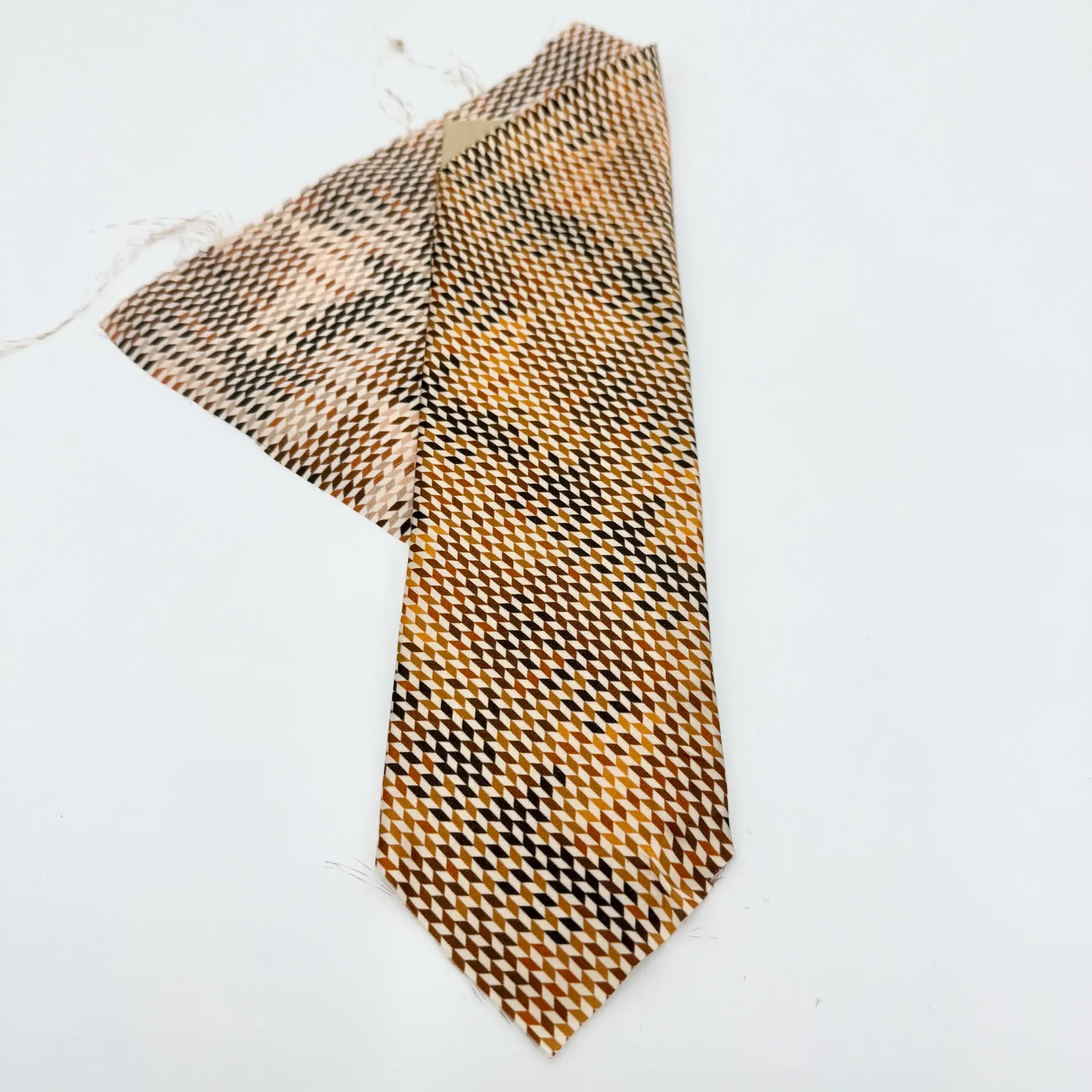 100% Silk Tie Made To Measure - Yellow - Crazy Pattern - Hand Made In ...