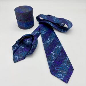 100% Silk Tie Ready To Wear - Print satin - Violet - Paisley Pattern - Hand Made In Italy