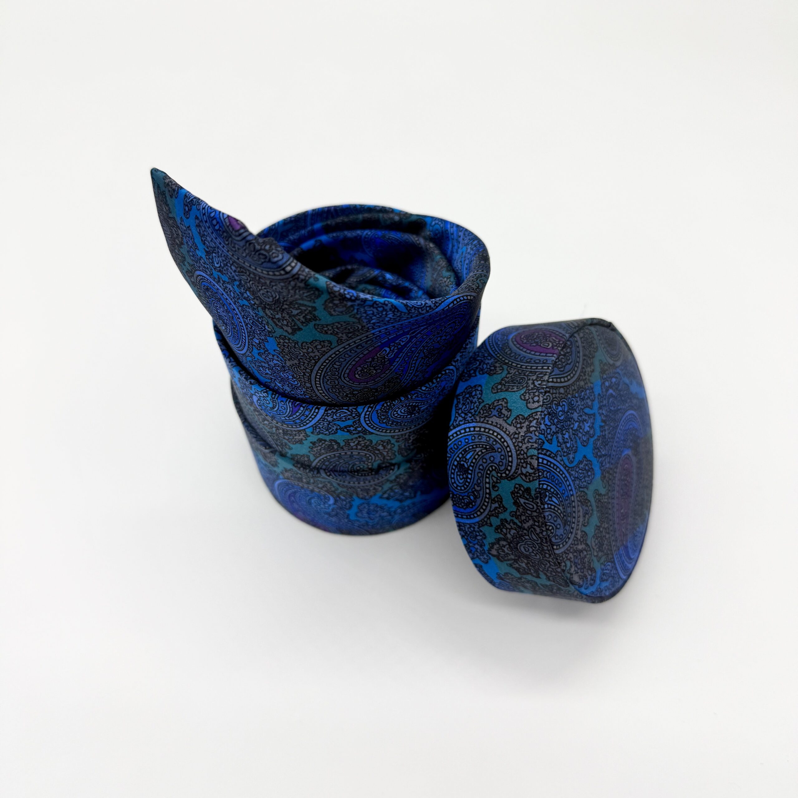 100% Silk Tie Ready To Wear - Print satin - Blue - Paisley Pattern - Hand Made In Italy - Image 3