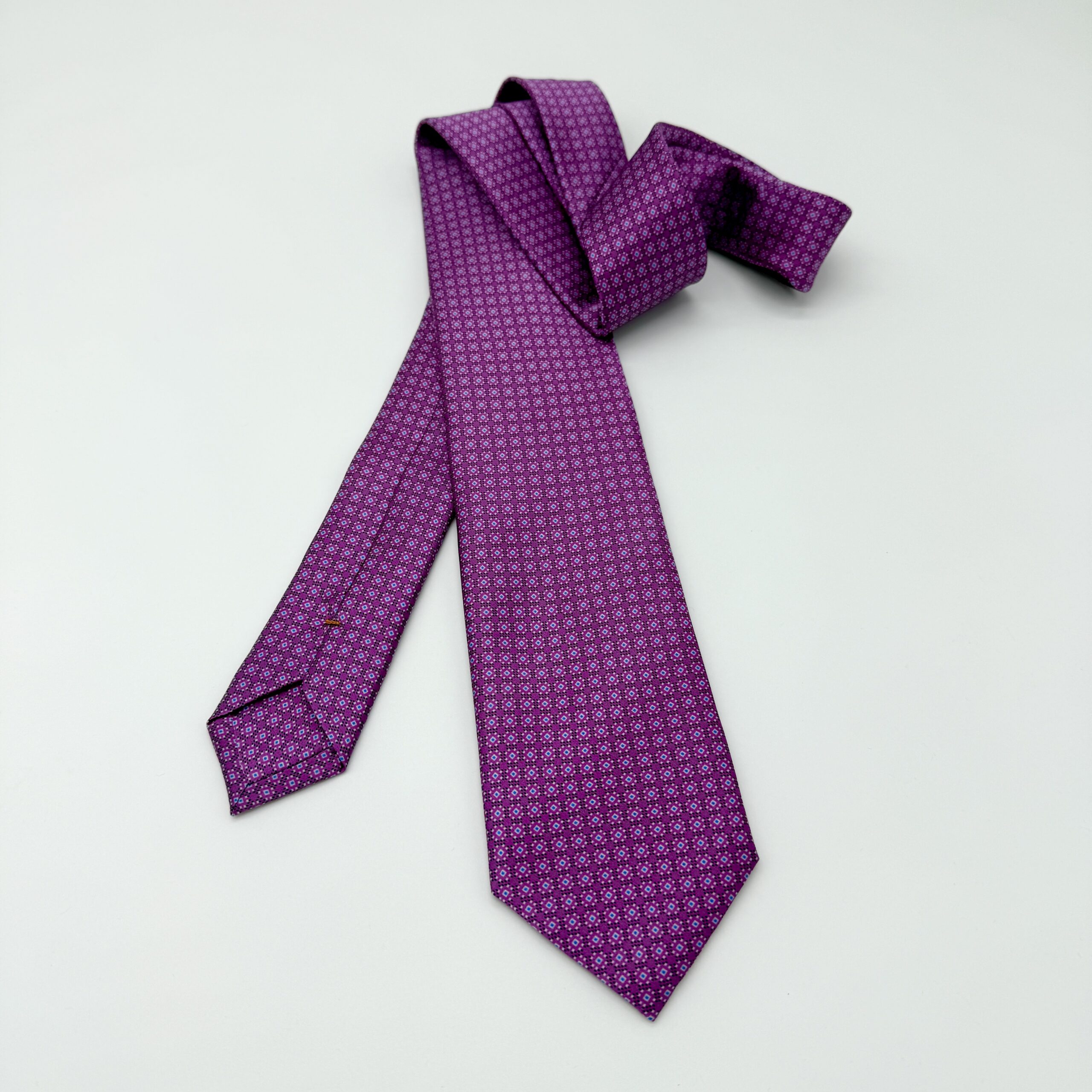 100% Silk Tie Ready To Wear - Print Satin - Pink - Micro Pattern - Hand Made In Italy