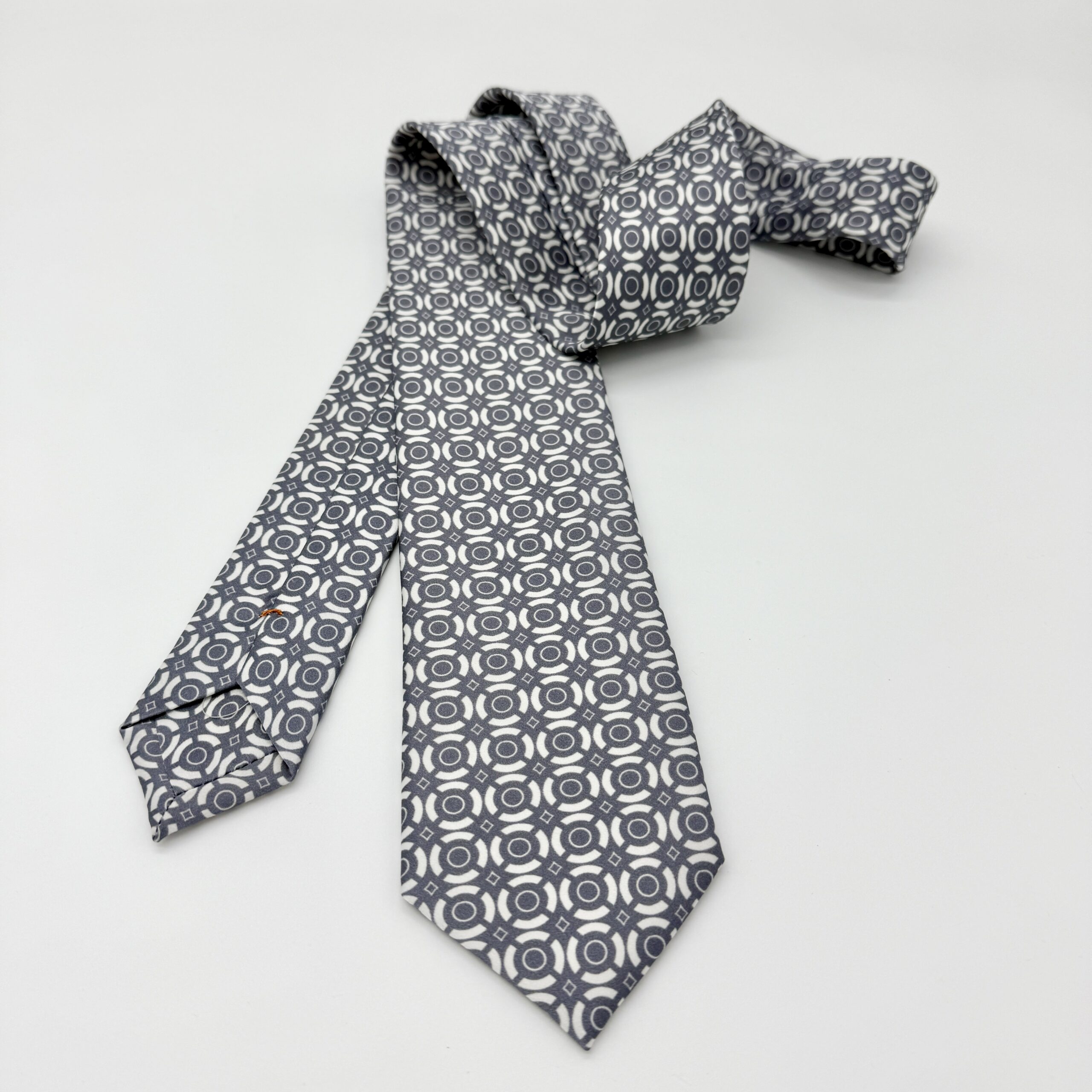 100% Silk Tie Ready To Wear - Print Satin - Silver - Geo Pattern - Hand Made In Italy